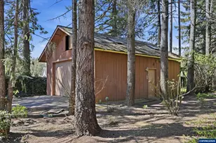 969 NW Camellia Dr, Corvallis, OR 97330 - Photo 40