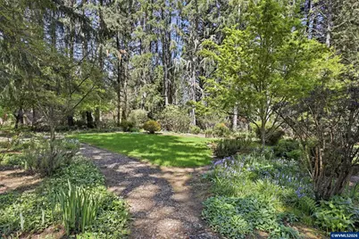 969 NW Camellia Dr, Corvallis, OR 97330 - Photo 36