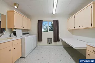 2369 Emerald Dr NW, Salem, OR 97304 - Photo 30