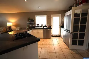 997 Glazemeadow St NE, Keizer, OR 97303 - Photo 6