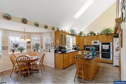 245 Edgewood Dr, Silverton, OR 97381 - Photo 12