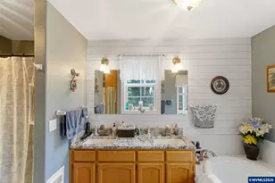 245 Edgewood Dr, Silverton, OR 97381 - Photo 20