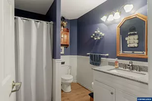 245 Edgewood Dr, Silverton, OR 97381 - Photo 22