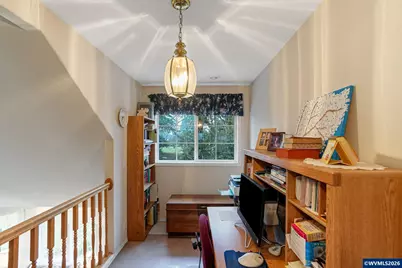 245 Edgewood Dr, Silverton, OR 97381 - Photo 24