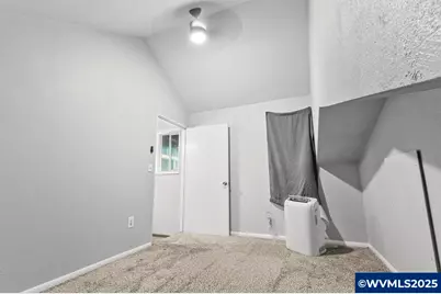 4776 Buffalo Dr SE, Salem, OR 97317 - Photo 12