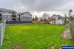 205 N 3rd St, Jefferson, OR 97352 - Photo 26