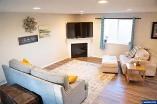 321 NE Carmen Pl, Corvallis, OR 97330 - Photo 8