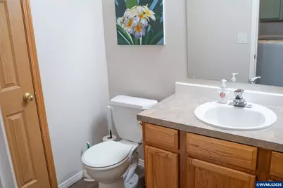 321 NE Carmen Pl, Corvallis, OR 97330 - Photo 20