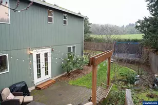 321 NE Carmen Pl, Corvallis, OR 97330 - Photo 38