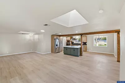 1480 S 4th St, Lebanon, OR 97355 - Photo 8