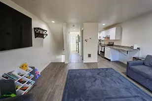 2240 Maplewood Dr S Dr, Salem, OR 97306 - Photo 6