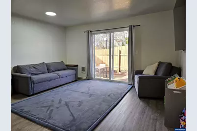 2240 Maplewood Dr S Dr, Salem, OR 97306 - Photo 2