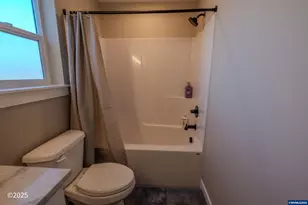 780 778 E Jefferson St, Stayton, OR 97383 - Photo 24