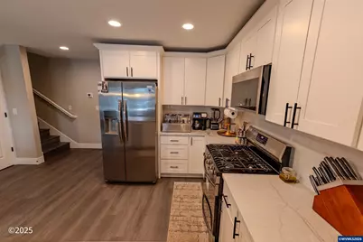 780 778 E Jefferson St, Stayton, OR 97383 - Photo 6