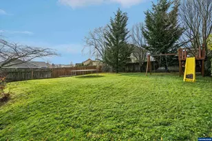 314 NW Elderberry Ln, Dallas, OR 97338 - Photo 30