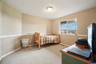 314 NW Elderberry Ln, Dallas, OR 97338 - Photo 24