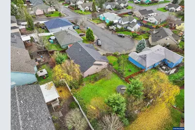 314 NW Elderberry Ln, Dallas, OR 97338 - Photo 32