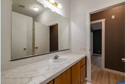 2155 Robins #33 Ln SE, Salem, OR 97306 - Photo 32