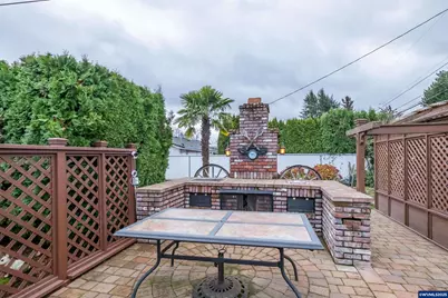 4433 41st Av NE, Salem, OR 97305 - Photo 12