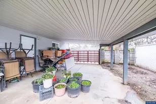4433 41st Ave NE, Salem, OR 97305 - Photo 18