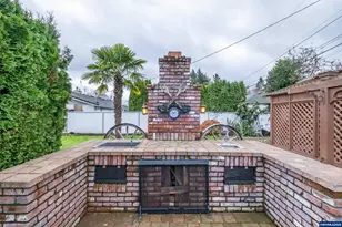 4433 41st Ave NE, Salem, OR 97305 - Photo 8