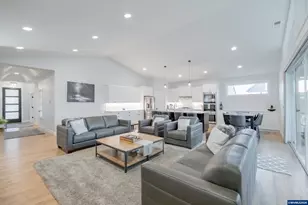 4752 Crown Ln, Albany, OR 97321 - Photo 8