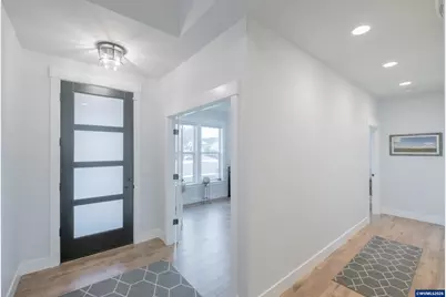 4752 Crown Ln, Albany, OR 97321 - Photo 2