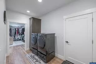 4752 Crown Ln, Albany, OR 97321 - Photo 38