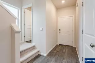 324 Greencrest St NE, Salem, OR 97301 - Photo 2