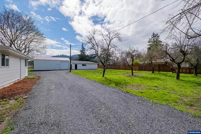 33001 Sand Ridge Rd, Lebanon, OR 97355 - Photo 40