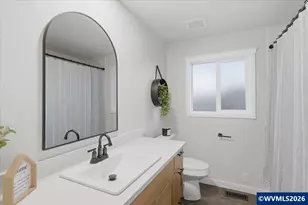 33001 Sandridge Rd, Lebanon, OR 97355 - Photo 24