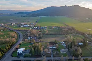33001 Sandridge Rd, Lebanon, OR 97355 - Photo 8