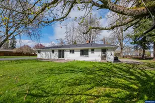 33001 Sandridge Rd, Lebanon, OR 97355 - Photo 32