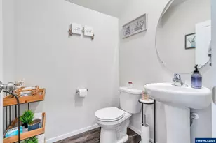 427 Lost Lake St NE, Salem, OR 97301 - Photo 10