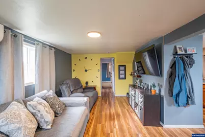 1196 S 7th St, Lebanon, OR 97355 - Photo 10