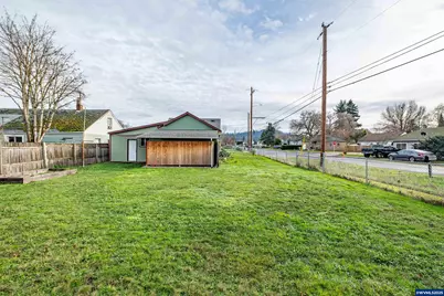 1196 S 7th St, Lebanon, OR 97355 - Photo 28