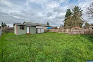 1196 S 7th St, Lebanon, OR 97355 - Photo 26