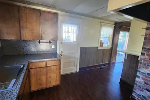 2605 NE Jarrett St, Portland, OR 97211 - Photo 10