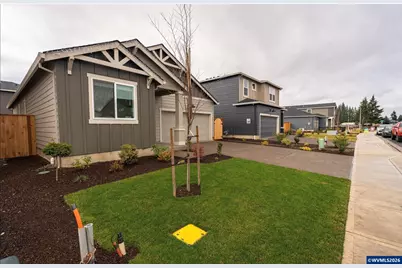 447 Greencrest St NE, Salem, OR 97301 - Photo 2