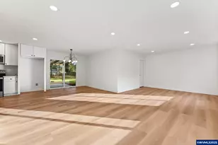 15133 SE Woodward St, Portland, OR 97236 - Photo 6