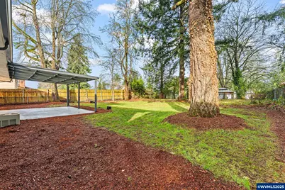 15133 SE Woodward St, Portland, OR 97236 - Photo 42