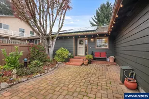 5240 Chapman St S, Salem, OR 97306 - Photo 2