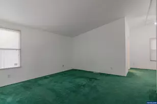 3396 Lake Vanessa Cir NW, Salem, OR 97304 - Photo 12