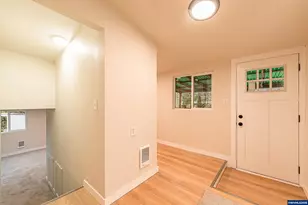 225 21st Ave, Sweet Home, OR 97386 - Photo 16