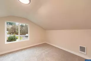 225 21st Ave, Sweet Home, OR 97386 - Photo 20