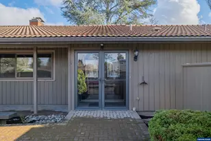 1555 NW 13th St, Corvallis, OR 97330 - Photo 4