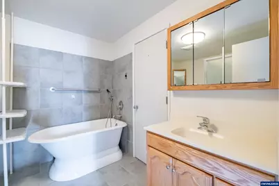 1555 NW 13th St, Corvallis, OR 97330 - Photo 28