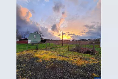 38696 Griggs Dr, Lebanon, OR 97355 - Photo 20