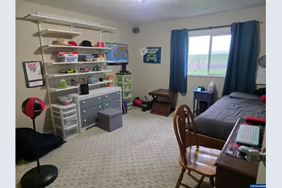 38696 Griggs Dr, Lebanon, OR 97355 - Photo 12