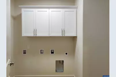 2798 Essex Av NW, Albany, OR 97321 - Photo 24